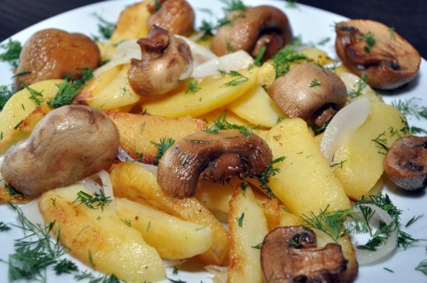 Как пожарить картофель с грибами: выбор ингредиентов, рецепты приготовления