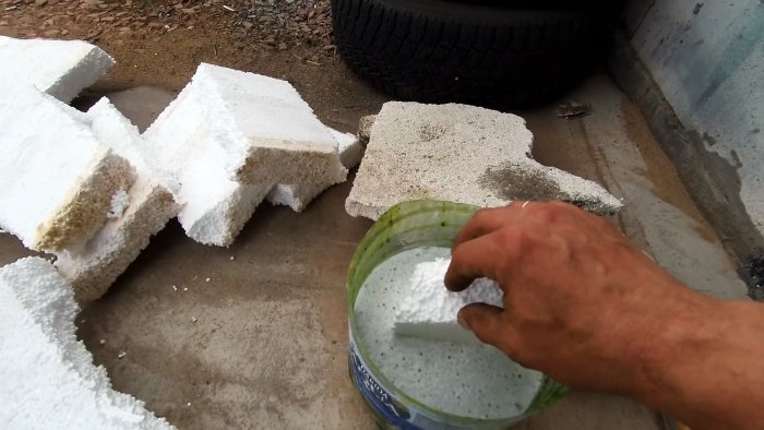 Как сделать дешевую водостойкую и износостойкую краску для бетона кирпича или дерева