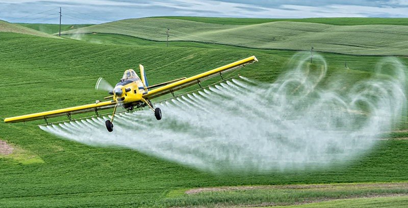 обработка полей пестицидами