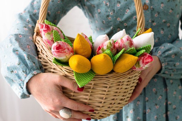 Восхитительный букет из тильда тюльпанов своими руками