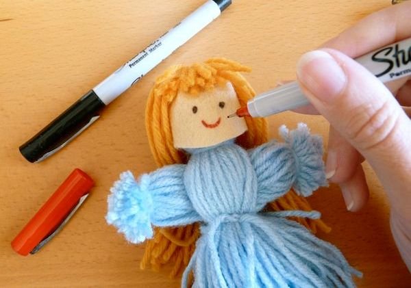 Как сделать куколок из ниток — оберег своими руками