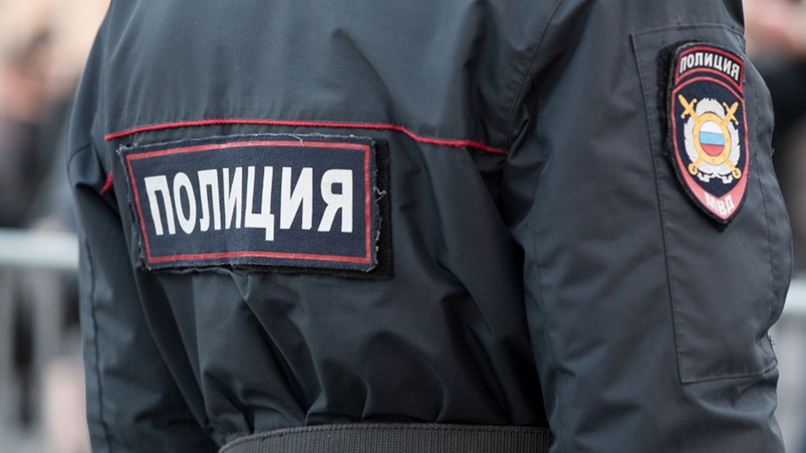 На Сахалине полицейские «реанимировали» посетителя бара электрошокером