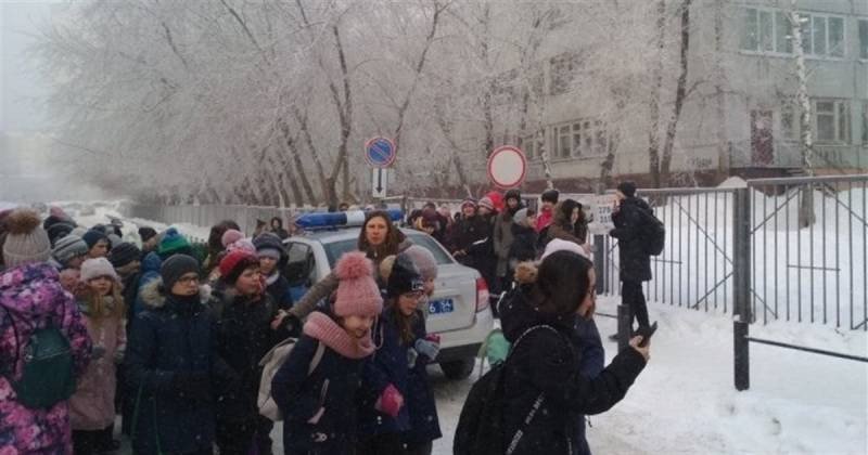 На пульт МЧС вновь сообщают о минировании школ в Пскове и Великих Луках, новости на 3 февраля