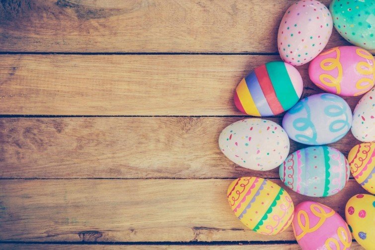 10 оригинальных идей покраски пасхальных яиц