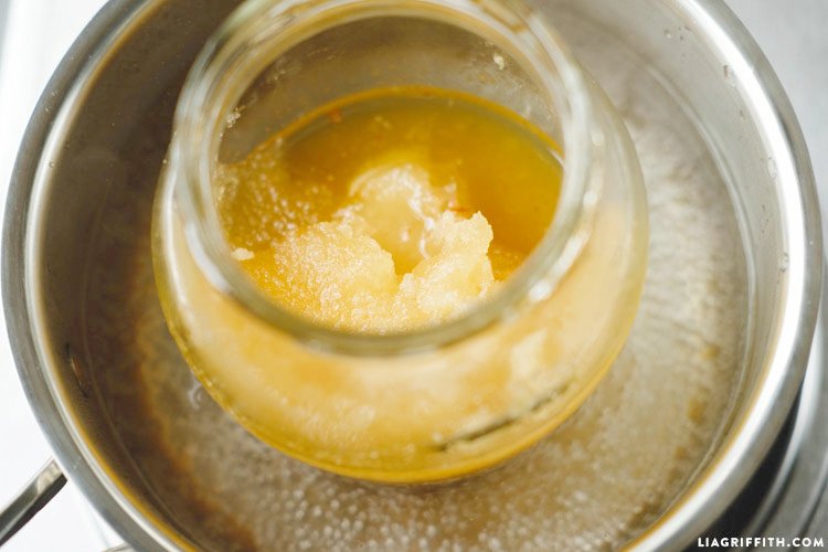 Супер увлажняющий скраб для тела из меда, имбиря и соли