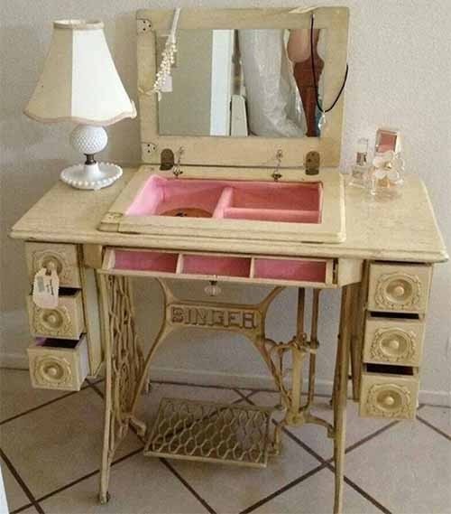 Переделка мебели: туалетный столик из швейной машины