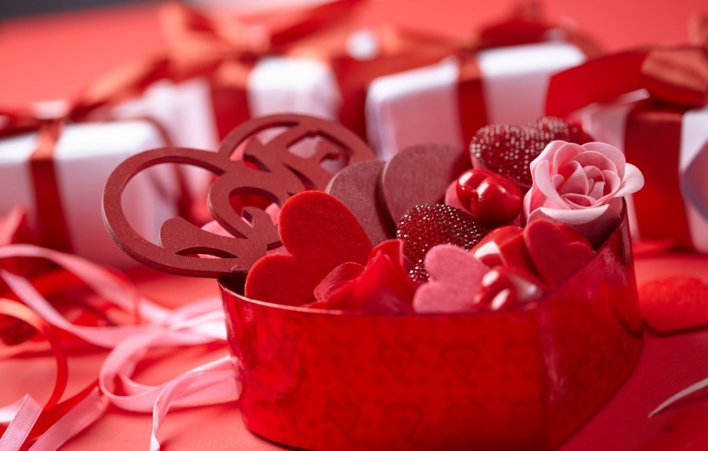 Романтичный праздник: приметы и обычаи Дня святого Валентина