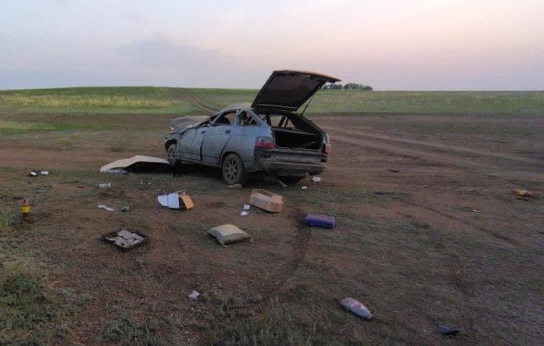 В Челябинской области два человека погибли в перевернувшейся «Ладе»