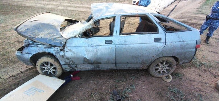В Челябинской области два человека погибли в перевернувшейся «Ладе»
