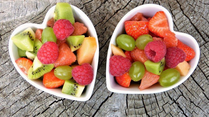 Россиянам рассказали, какие фрукты нельзя употреблять при похудении