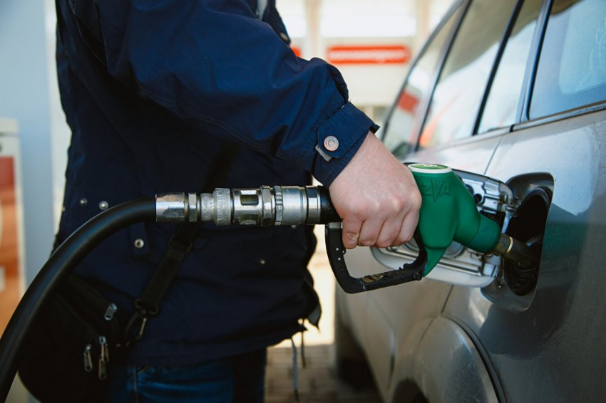 В Самарской области власти заявили о невозможности влиять на стоимость бензина