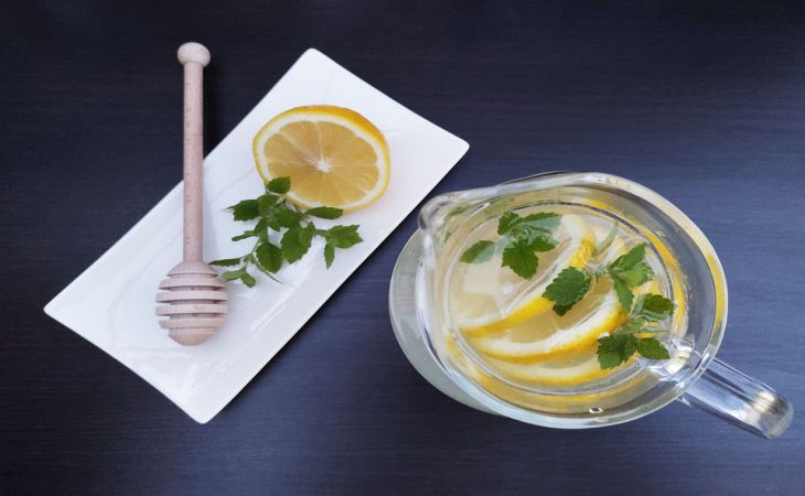 Как использовать лимонный сок? Советы на все случаи жизни