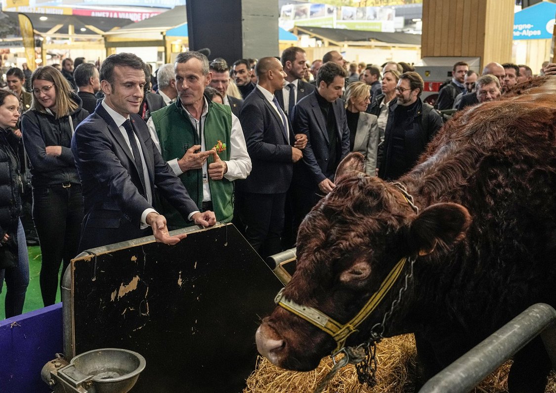 Президент Франции Эммануэль Макрон на Парижской сельскохозяйственной выставке