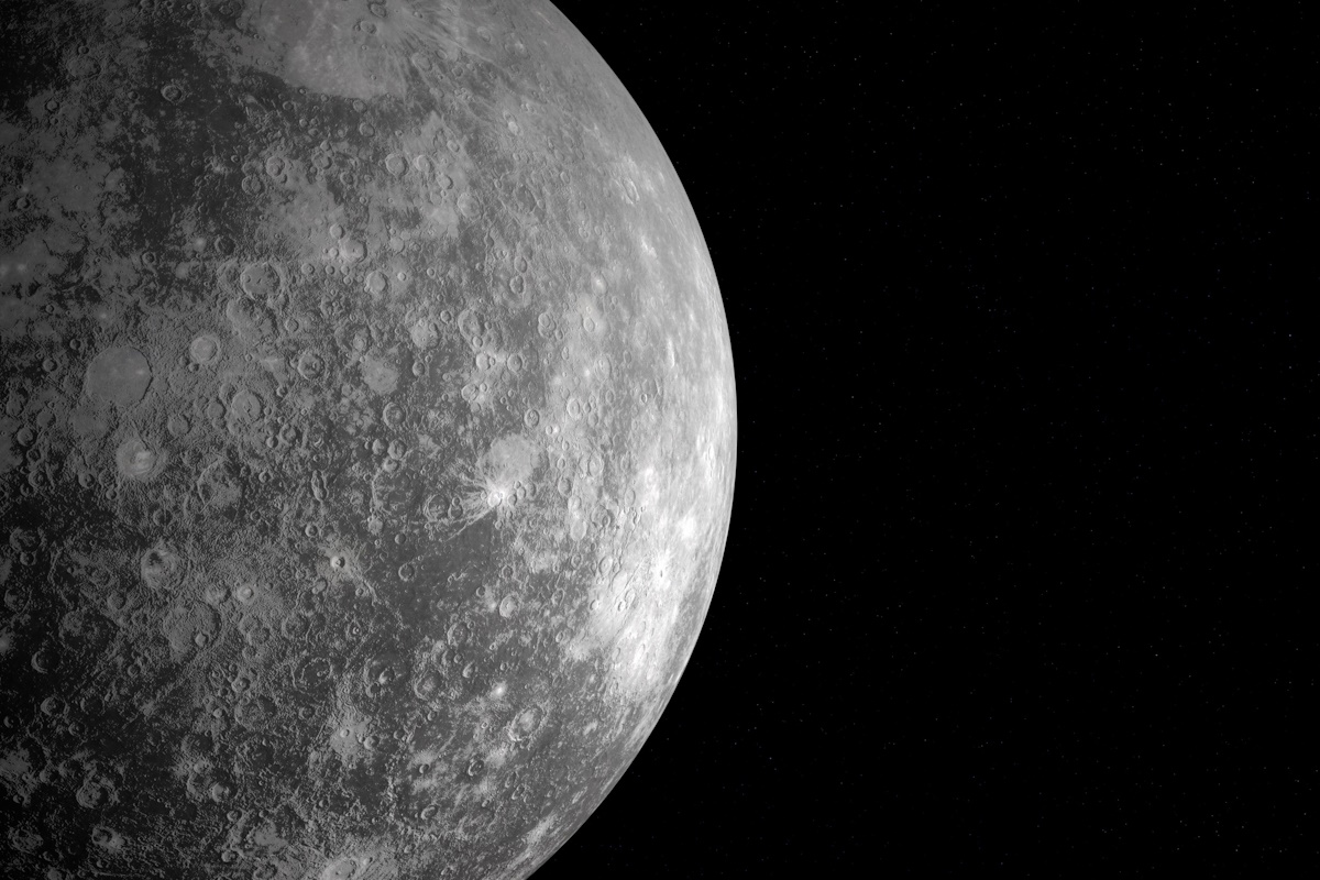 Меркурий виден на небе в марте 2024 года.