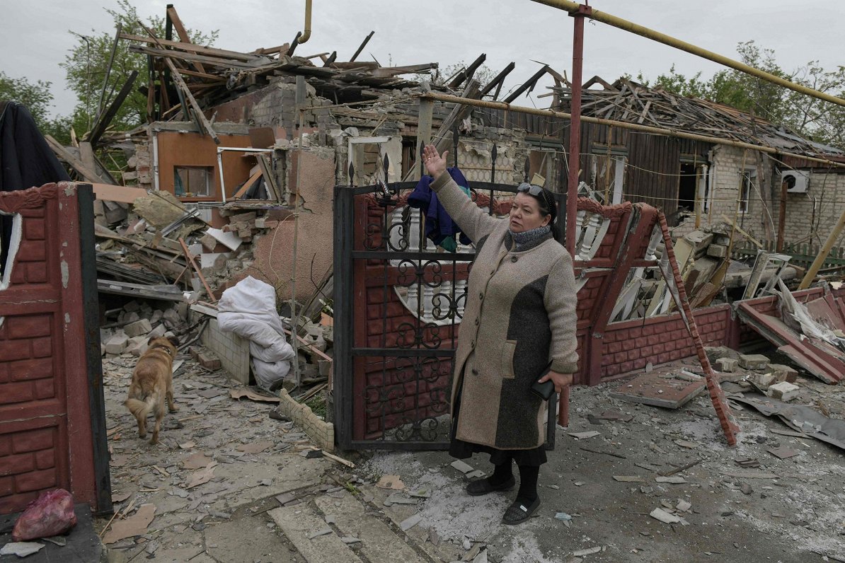 Разрушенный дом в Донецке.