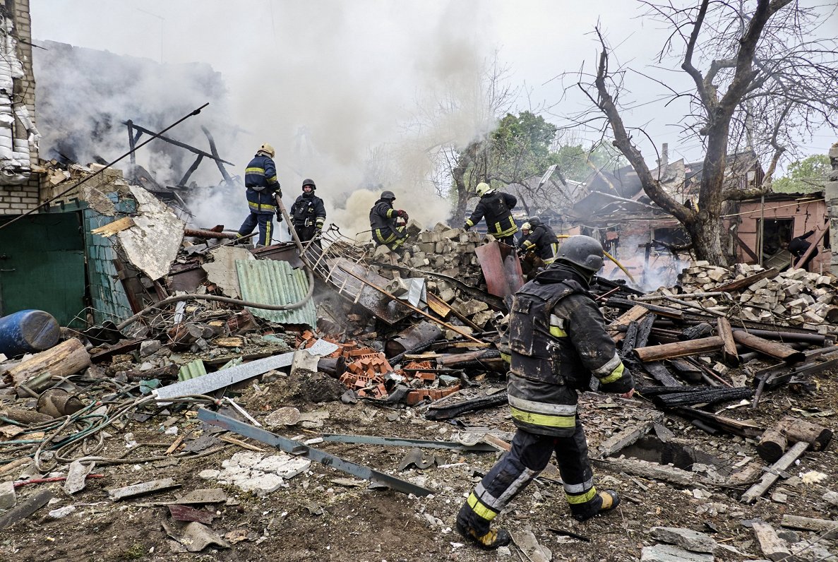 Российские удары разрушили здания в Харькове
